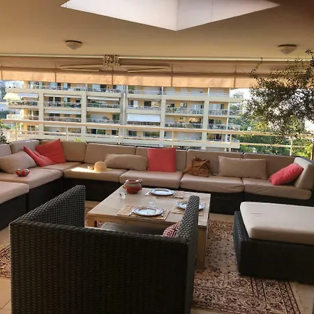 Moderne & Lumineux Avec Toit Terrasse ! Антиб